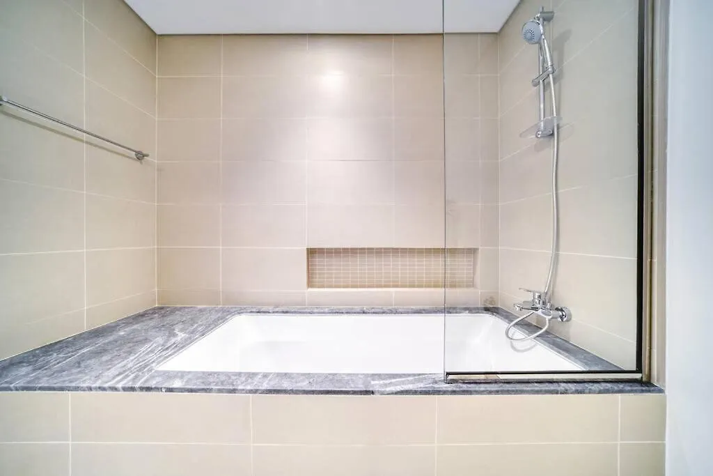 Luxury 2 Bed With Bluewater Views & Infinity Pool Apartment Dubai