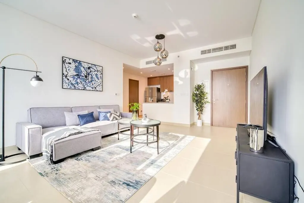 Luxury 2 Bed With Bluewater Views & Infinity Pool Apartment Dubai